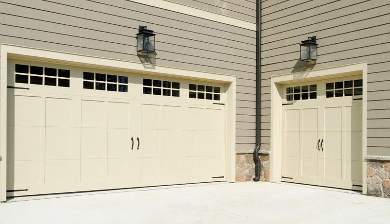 Garage Door Won’t Open or Close? 3 Common Causes